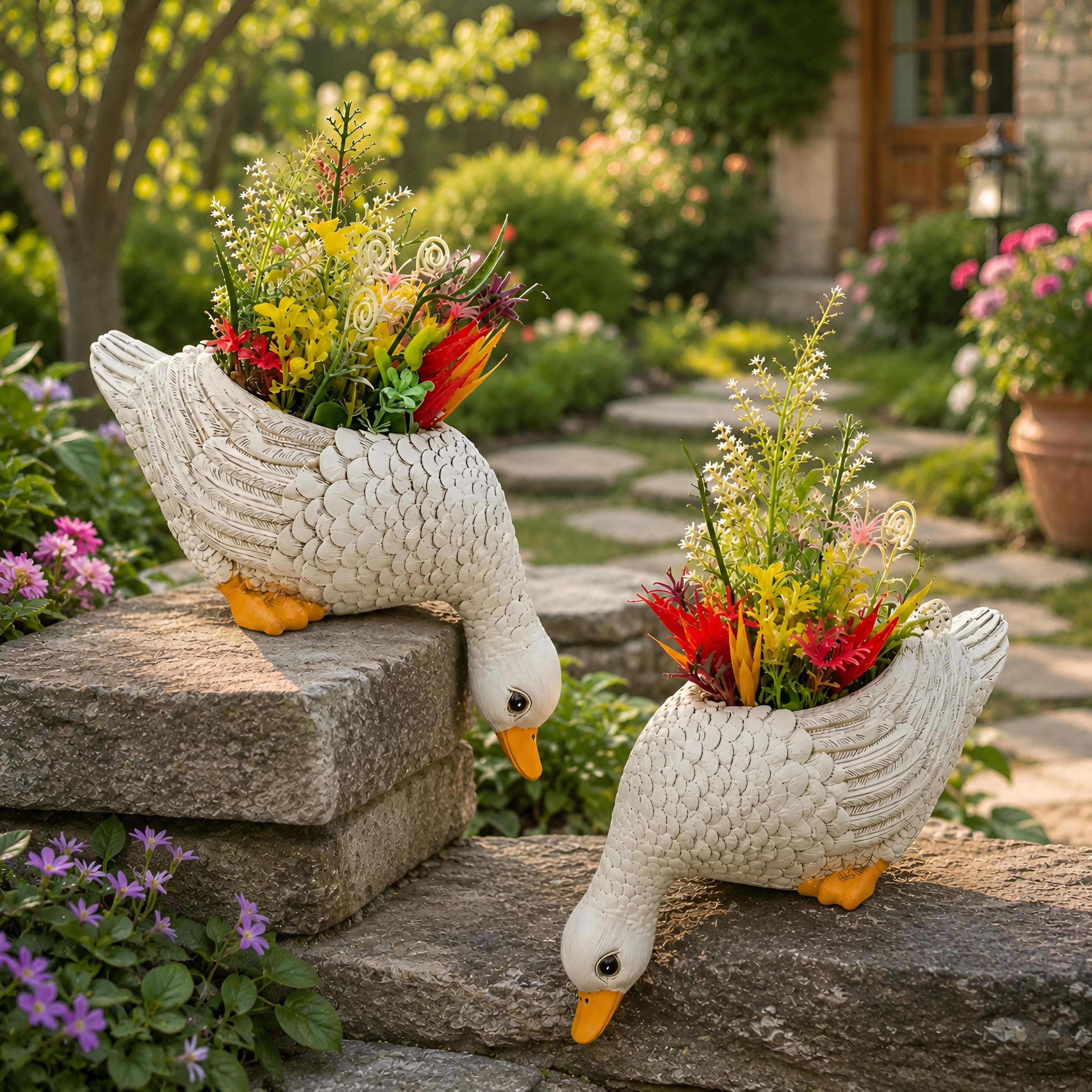 Goose Flower Planter Pot, Decorative Resin Bird Planter, Farmhouse Garden Decor, Cute Outdoor Plant Holder, Patio Ornament,Garden Decoration